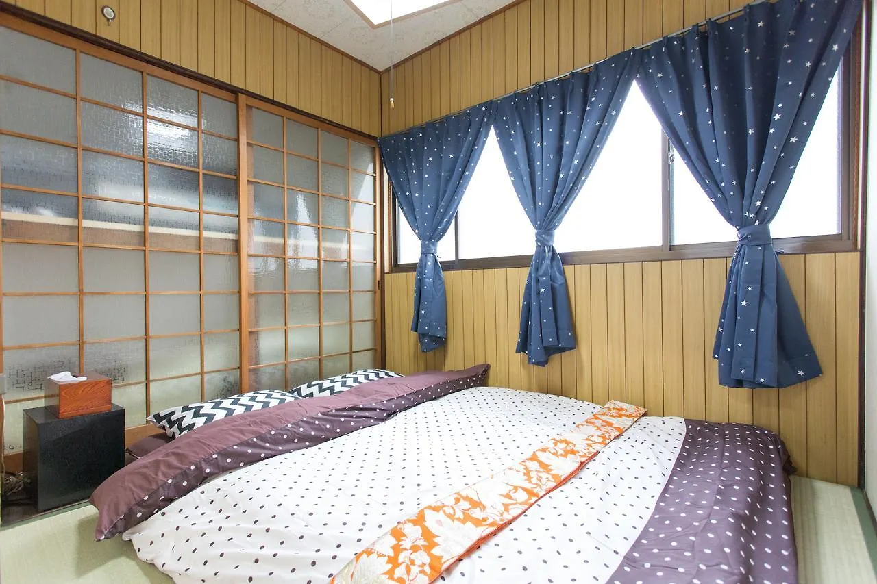City Center 200 Years Old Traditional House Next To 2 Train Lines Kyōto 0*,